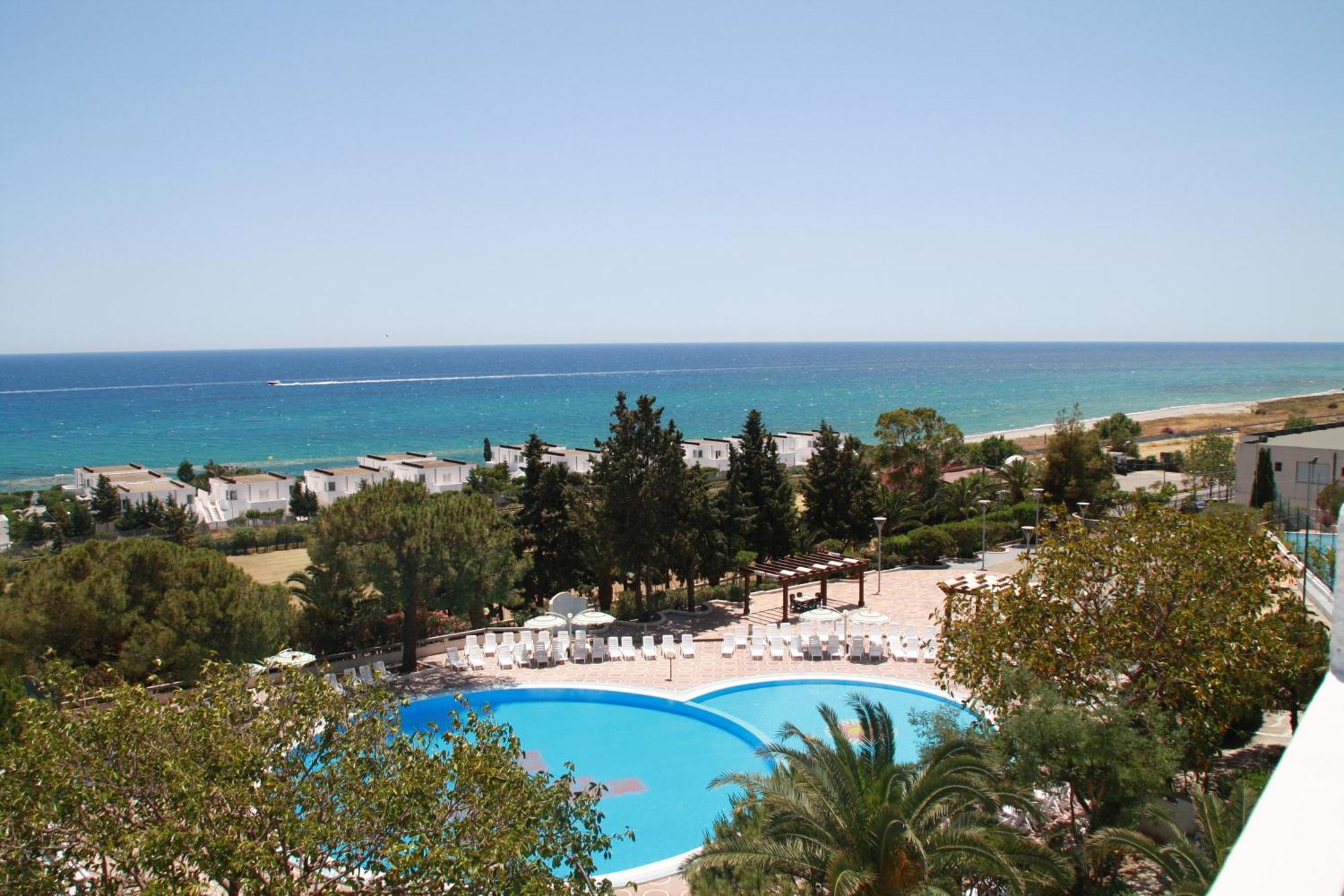 Hotel Villaggio Club Altalia Brancaleone Exteriör bild