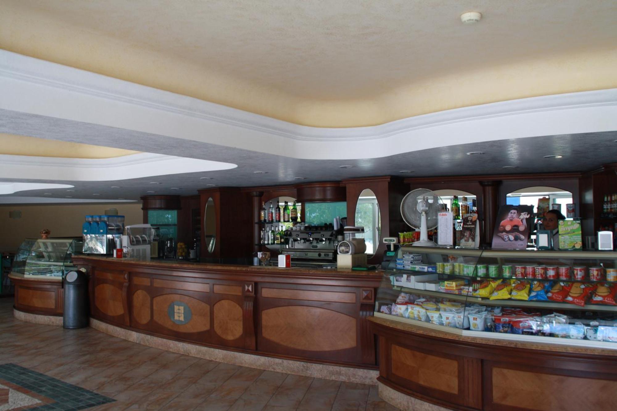 Hotel Villaggio Club Altalia Brancaleone Exteriör bild
