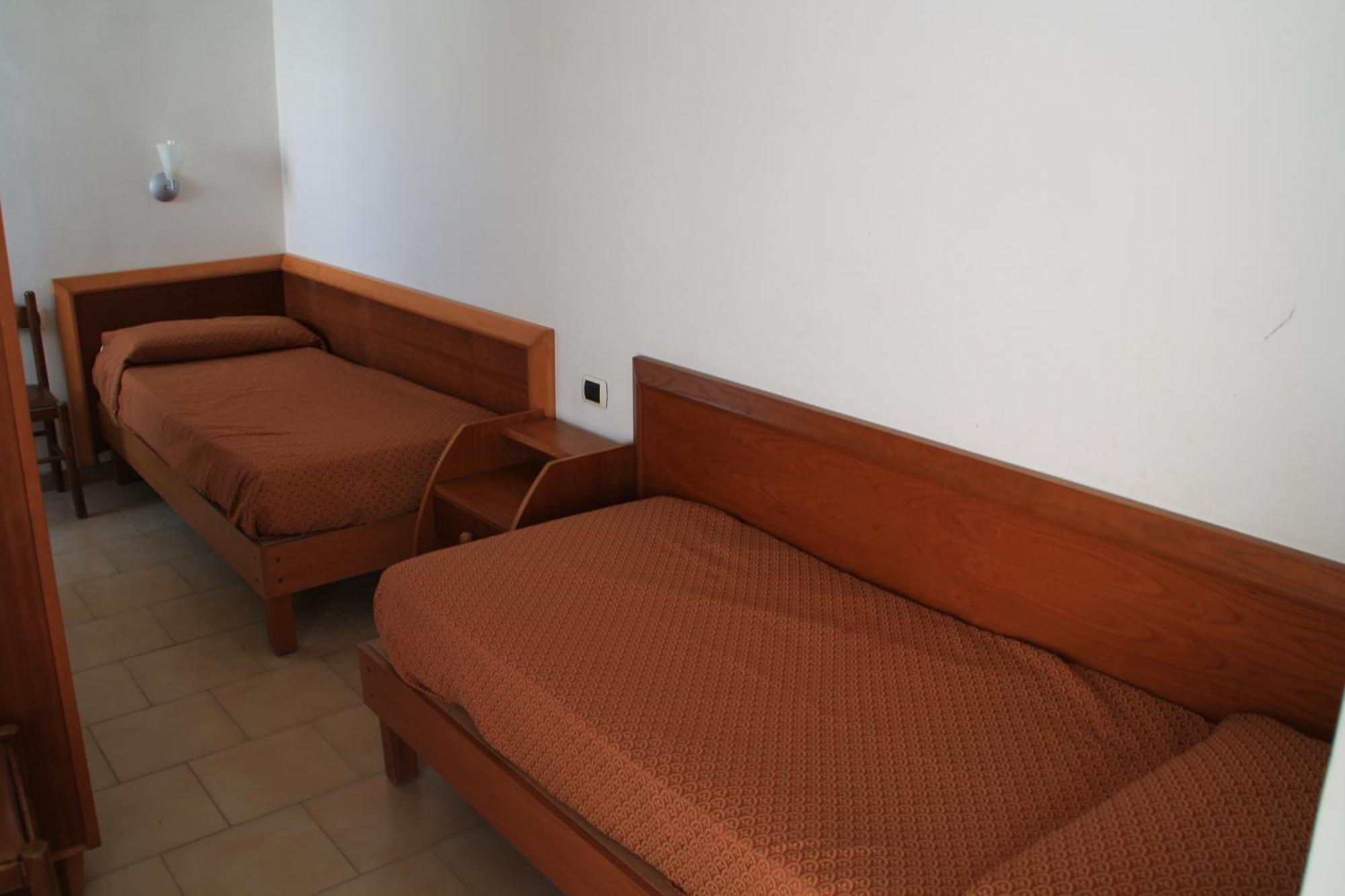 Hotel Villaggio Club Altalia Brancaleone Exteriör bild