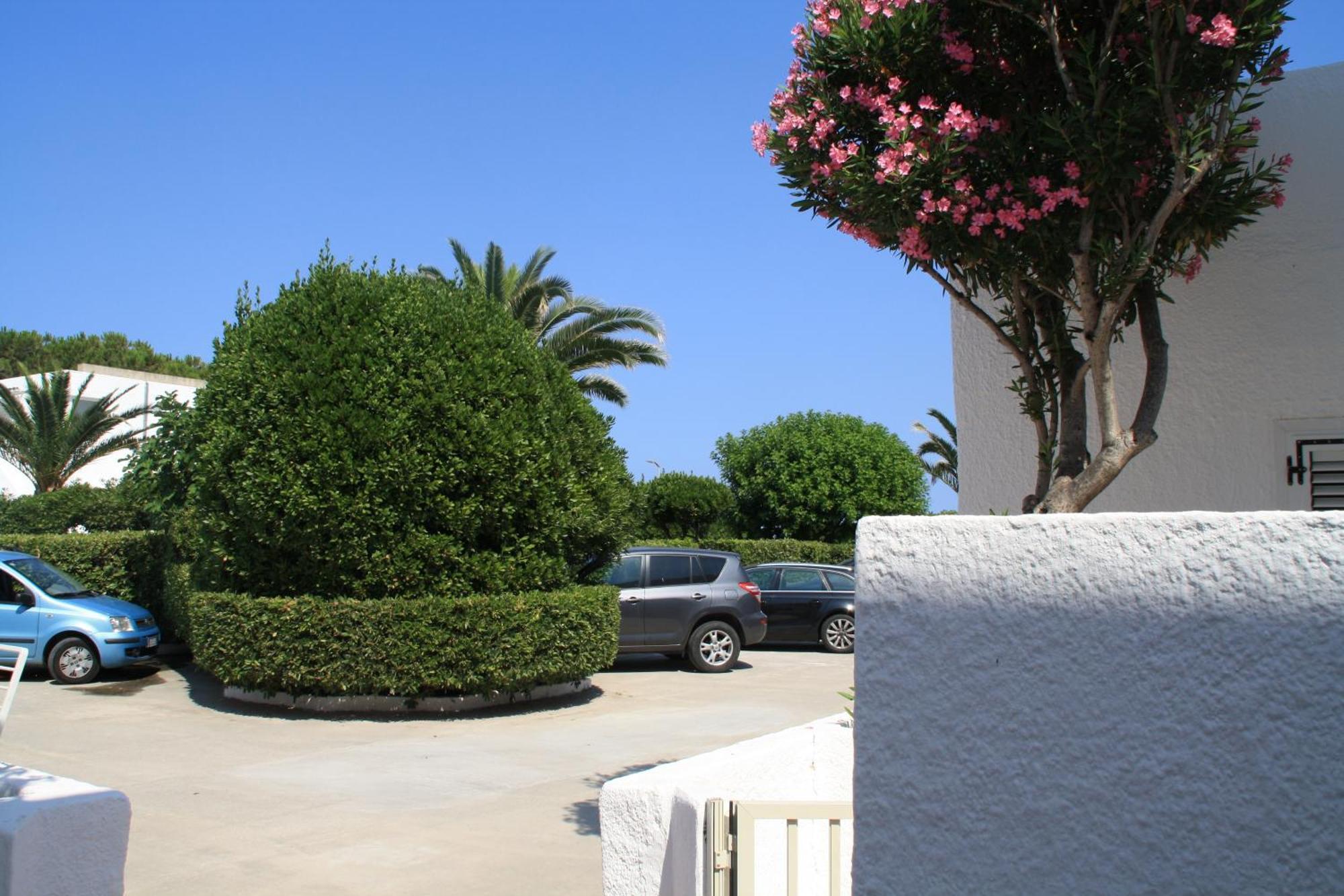 Hotel Villaggio Club Altalia Brancaleone Exteriör bild