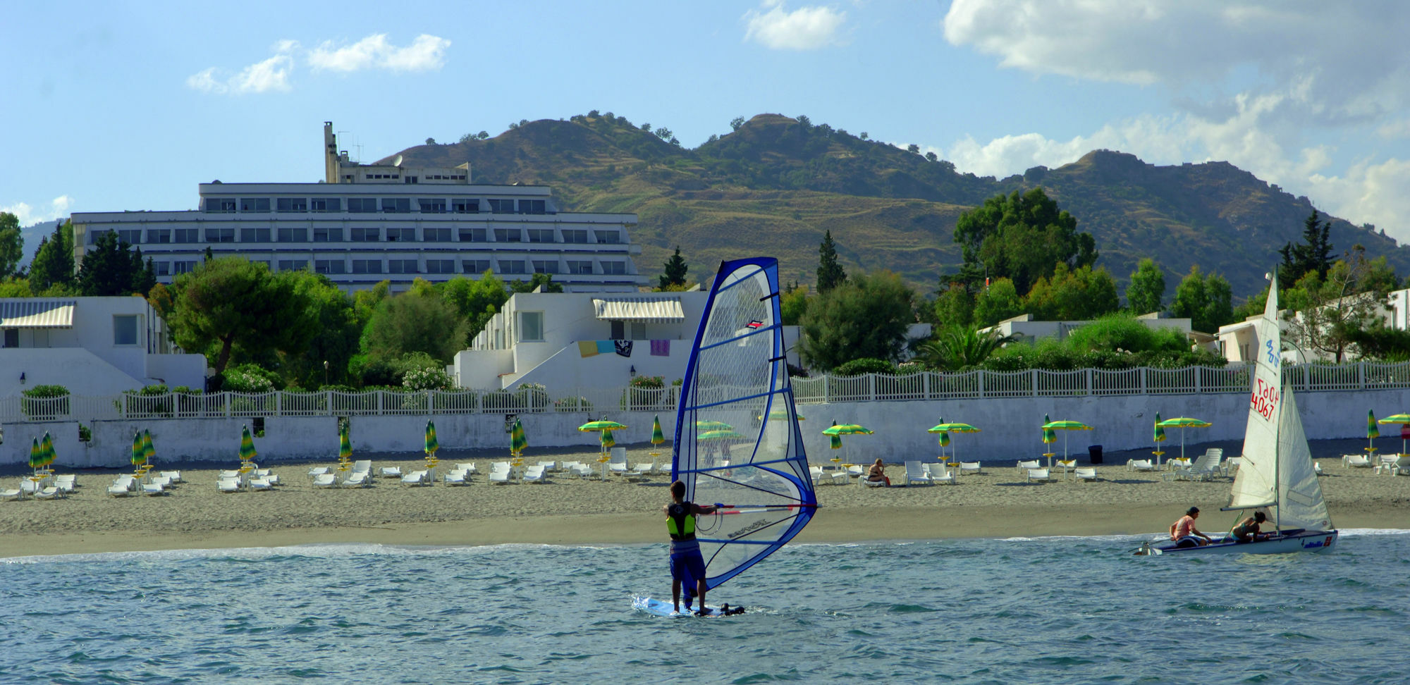 Hotel Villaggio Club Altalia Brancaleone Exteriör bild