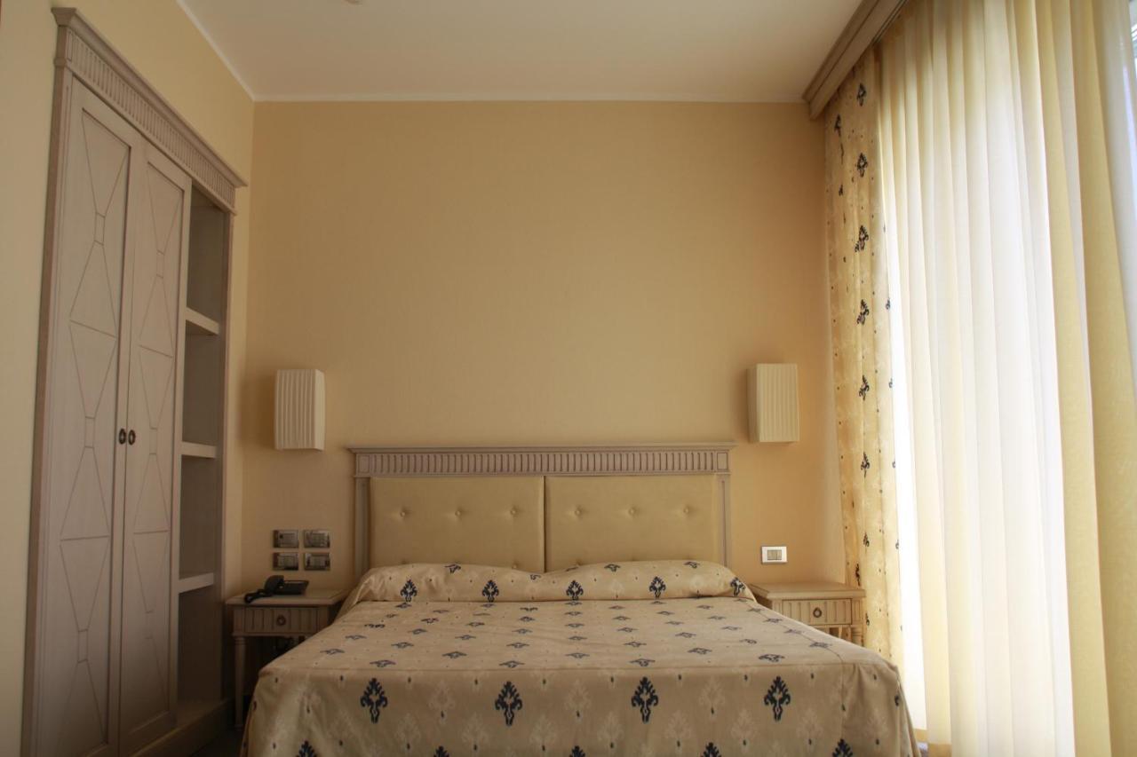 Hotel Villaggio Club Altalia Brancaleone Rum bild